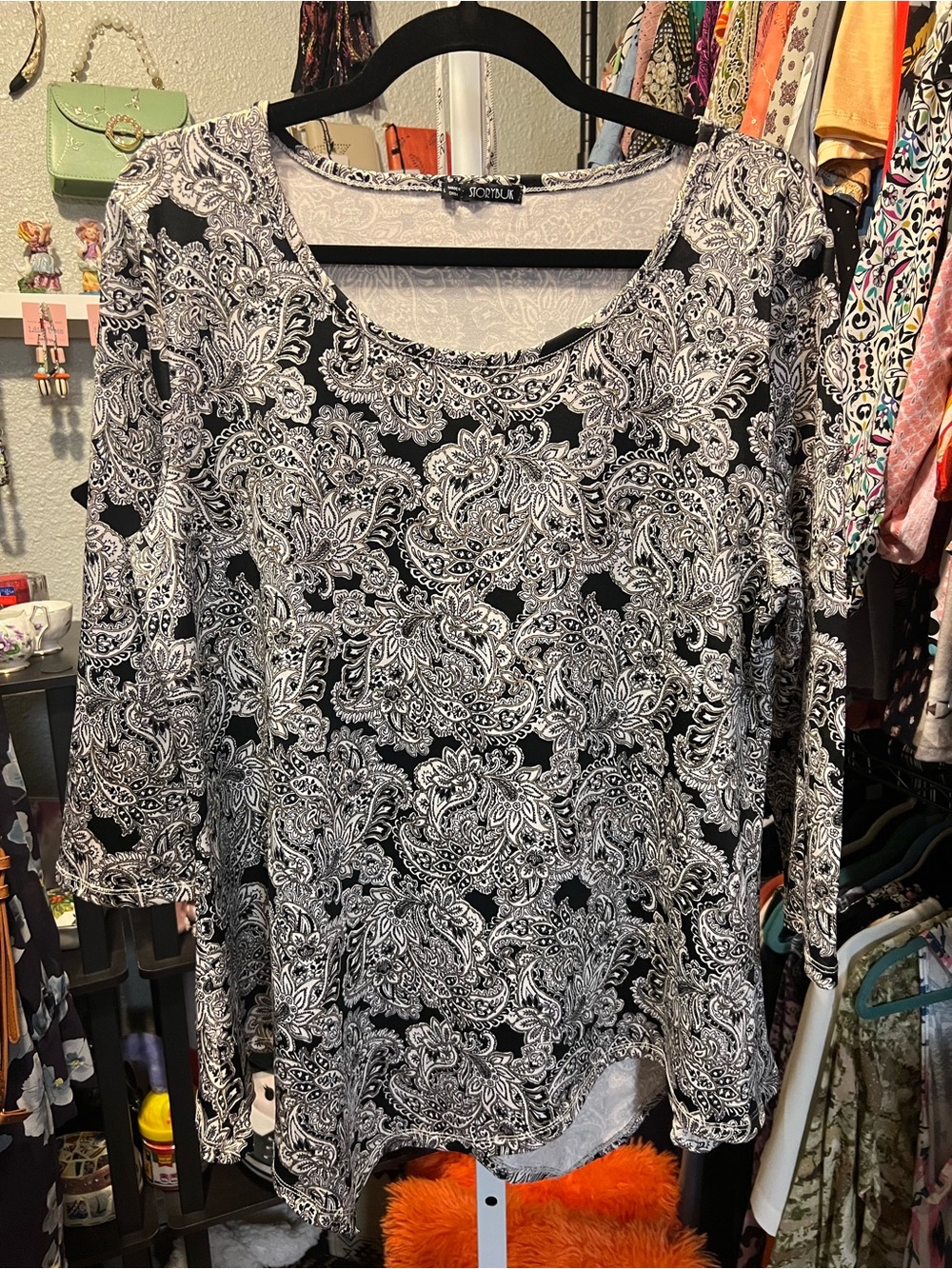 Storybok Black Paisley Scoop Neck 3/4 Sleeve with Gold details.